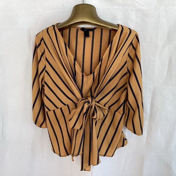 Streetwear medium yellow top tie front woman’s - Picture 1 of 8